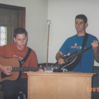 Guitars-2-0126bad66a8b03d9e6