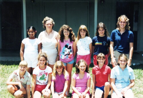 1985-Junior-Cabin-3-b.jpg